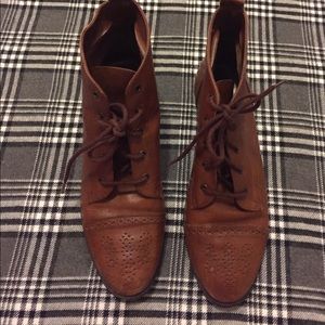 Vintage brown boots